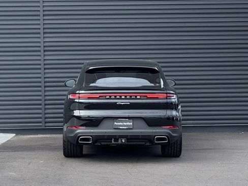New 2025 Porsche Cayenne Coupe AWD/4WD image 6