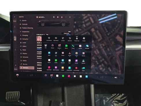 Used 2022 Tesla Model S Plaid image 30