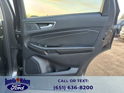 Used 2020 Ford Edge Titanium w/ Class II Trailer Tow Package image 41