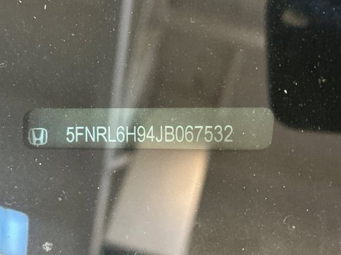 Used 2018 Honda Odyssey Elite image 3