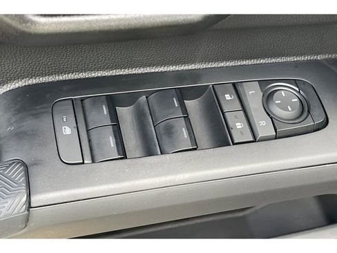 Used 2024 Toyota Tacoma SR5 image 12