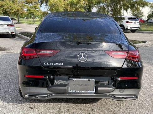 Used 2025 Mercedes-Benz CLA 250 image 4