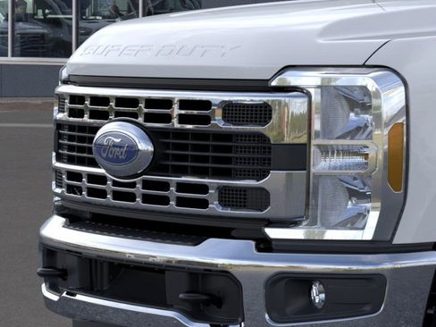 New 2026 Ford F350 XL w/ XL Chrome Package image 17
