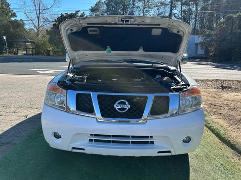 Used 2012 Nissan Armada Platinum image 9