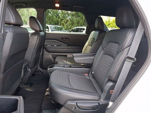 Certified 2023 Nissan Pathfinder Rock Creek AWD/4WD image 12