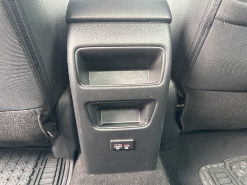 Used 2019 Nissan Sentra SV image 16