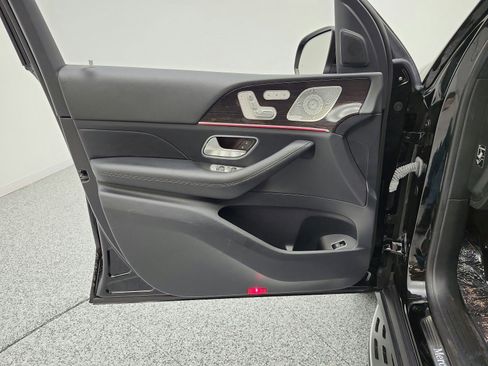 Certified 2023 Mercedes-Benz GLS 450 4MATIC image 13