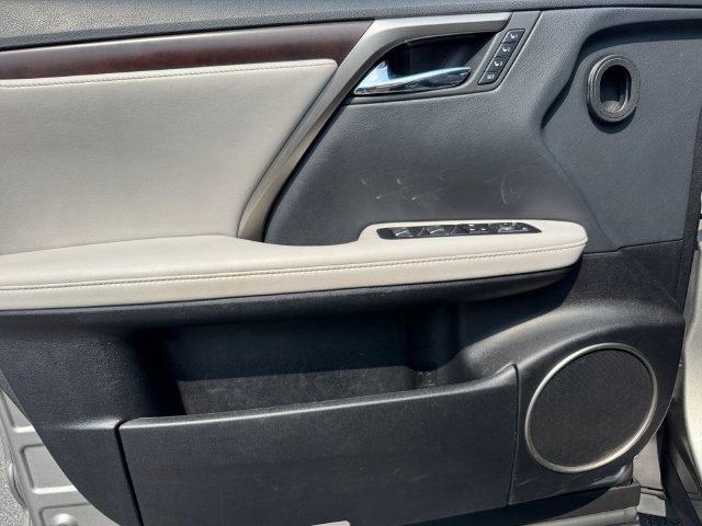 Used 2022 Lexus RX 350 FWD w/ Premium Package image 11