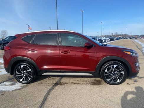 Used 2019 Hyundai Tucson Sport image 2