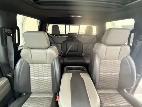 Used 2024 Chevrolet Silverado 1500 ZR2 image 21