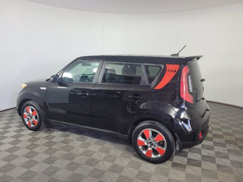Used 2019 Kia Soul FWD image 3