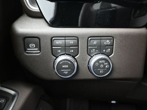 New 2026 GMC Sierra 1500 SLT w/ SLT Premium Plus Package image 13