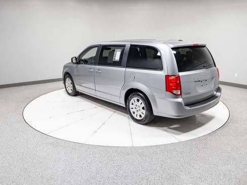 Used 2017 Dodge Grand Caravan SE w/ Power Window Group image 32