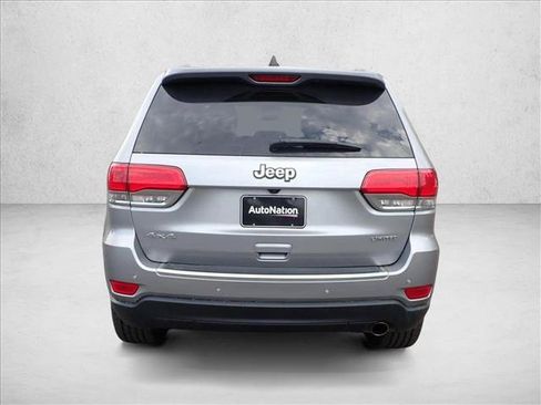 Used 2018 Jeep Grand Cherokee Limited AWD/4WD image 13
