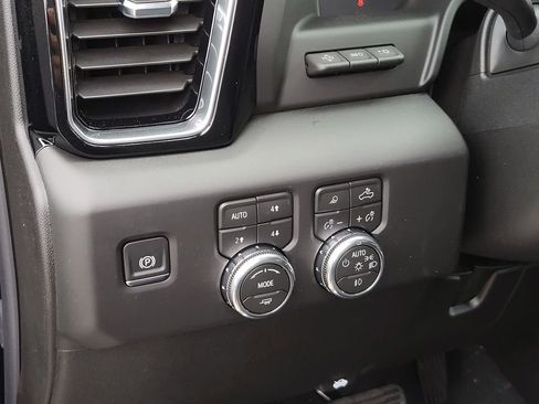 New 2026 GMC Sierra 2500 Denali w/ Denali Reserve Package image 8