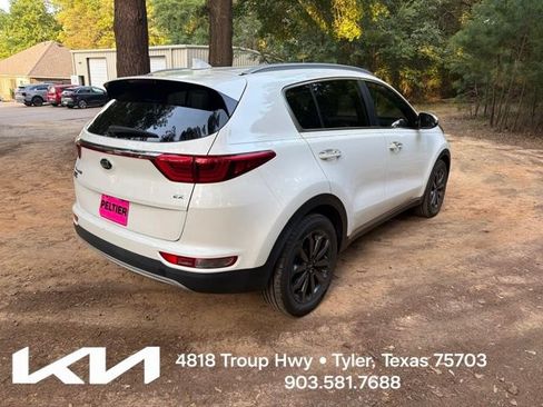 Used 2018 Kia Sportage EX w/ EX Sport Appearance Package FWD image 11