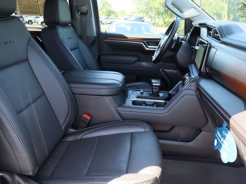 Certified 2025 GMC Sierra 1500 Denali w/ Denali Reserve Package AWD/4WD image 30