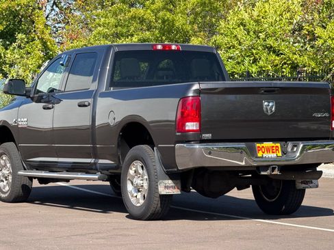 Used 2016 RAM 3500 Tradesman w/ Chrome Appearance Group AWD/4WD image 6