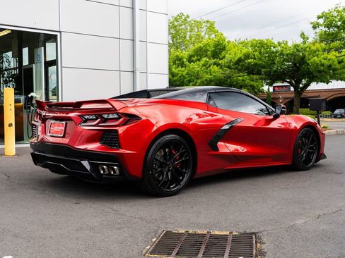 Used 2023 Chevrolet Corvette Stingray Premium Conv w/ Z51 Performance Package RWD image 6