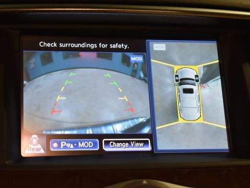 Used 2016 INFINITI QX80 Luxe w/ 22" Wheel Package image 32