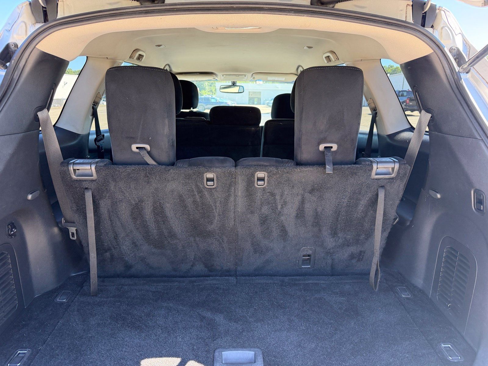 Used 2016 Nissan Pathfinder SV AWD/4WD image 32