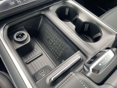 New 2025 Ford Expedition Max Platinum w/ Stealth Performance Package image 7