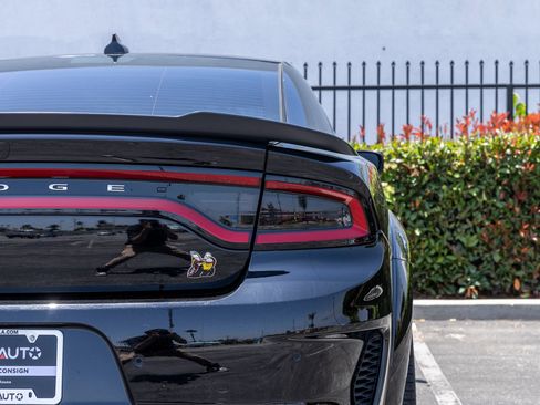 Used 2022 Dodge Charger Scat Pack RWD image 13