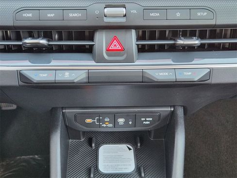 New 2025 Kia K4 GT-Line image 14