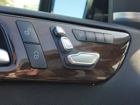 Used 2017 Mercedes-Benz GLE 43 AMG 4MATIC Coupe w/ Parking Assist Package image 31