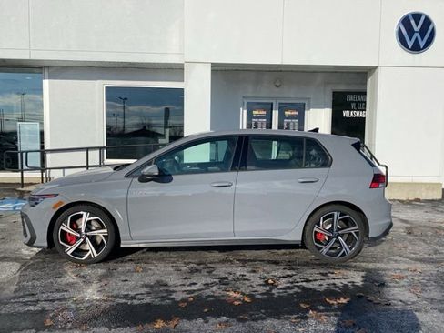 New 2026 Volkswagen GTI SE FWD image 12