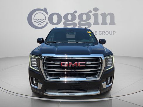 Used 2021 GMC Yukon SLT w/ Rear Media and Nav Package AWD/4WD image 8