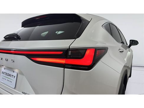 Used 2024 Lexus NX 350h AWD image 40