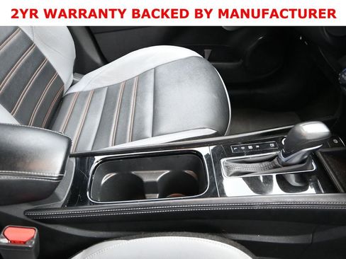 Used 2024 Nissan Kicks SR w/ SR Premium Package image 27