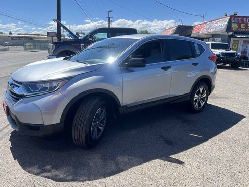 Used 2018 Honda CR-V LX image 3