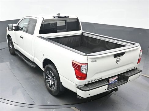 Used 2024 Nissan Titan SV w/ SV Utility Package image 28