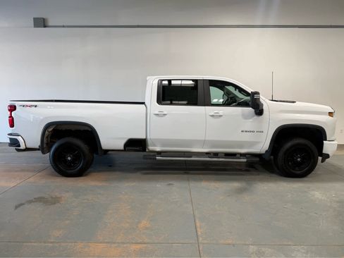 Used 2025 Chevrolet Silverado 2500 LT w/ Convenience Package image 6