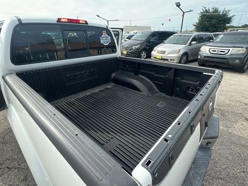 Used 2016 Nissan Frontier SV RWD image 25