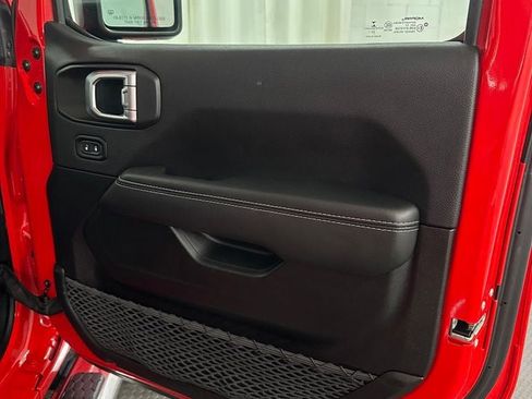 Used 2023 Jeep Wrangler Sahara w/ LED Lighting Group image 40