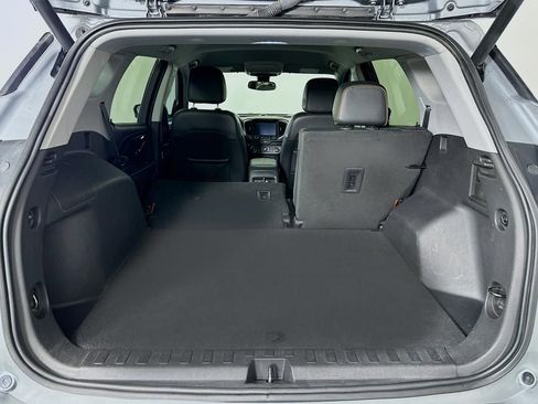 Used 2023 GMC Terrain AT4 image 45