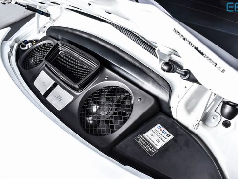 Used 2015 Porsche 911 Turbo image 13