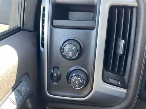 Used 2018 GMC Sierra 1500 SLT w/ SLT Premium Package image 24