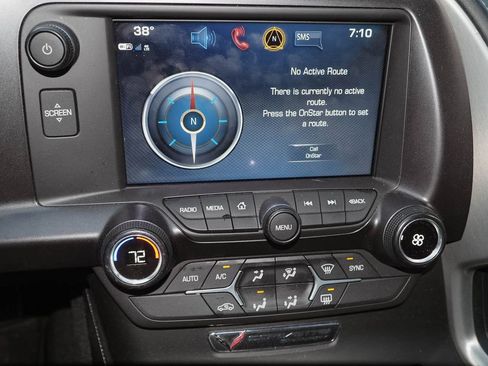 Used 2018 Chevrolet Corvette Stingray Coupe image 8