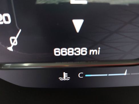 Used 2023 GMC Yukon Denali image 18