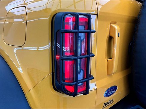 Used 2021 Ford Bronco Wildtrak image 30