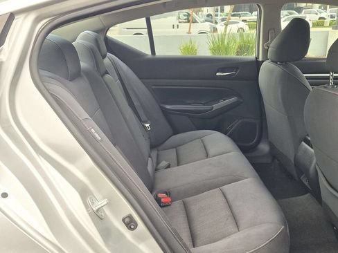 Used 2022 Nissan Altima 2.5 SV FWD image 28