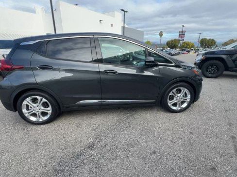 Used 2020 Chevrolet Bolt LT image 9