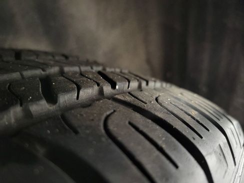 Used 2020 Toyota Camry LE image 11