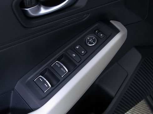 Used 2025 Honda Accord LX image 16