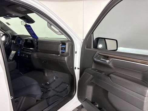 Used 2023 Chevrolet Silverado 1500 RST w/ Redline Edition image 35