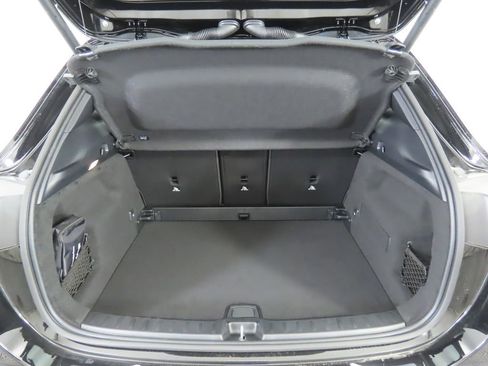 Certified 2025 Mercedes-Benz GLA 250 GLA 250 image 28